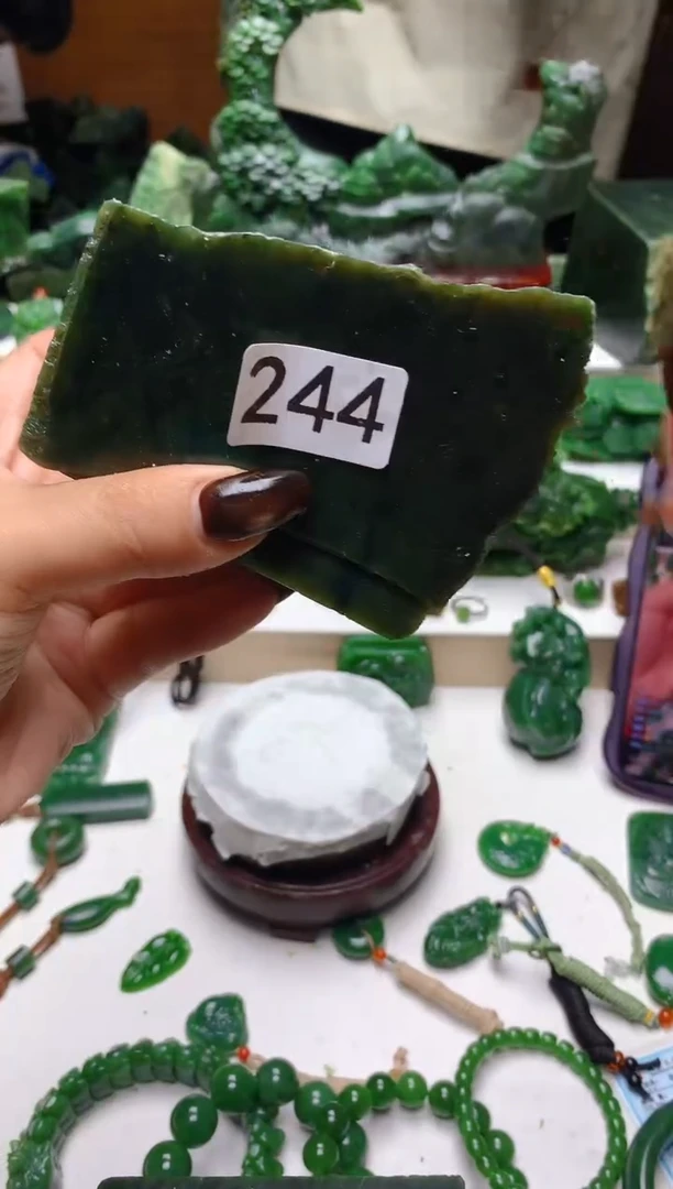 未镶嵌和田玉珠宝半成品1