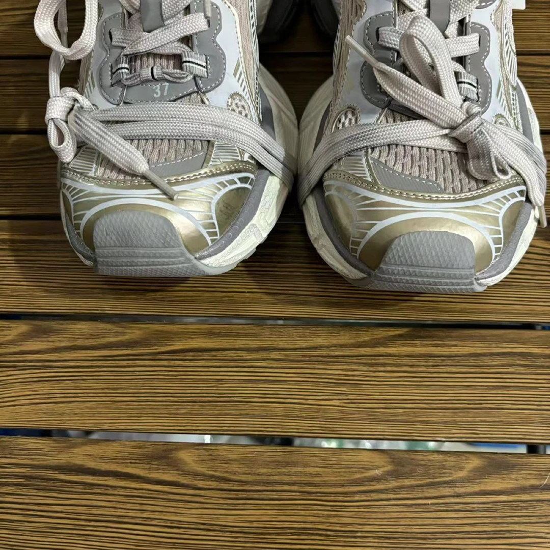 女士秋季新款厚底增高时尚脏脏老爹鞋4225