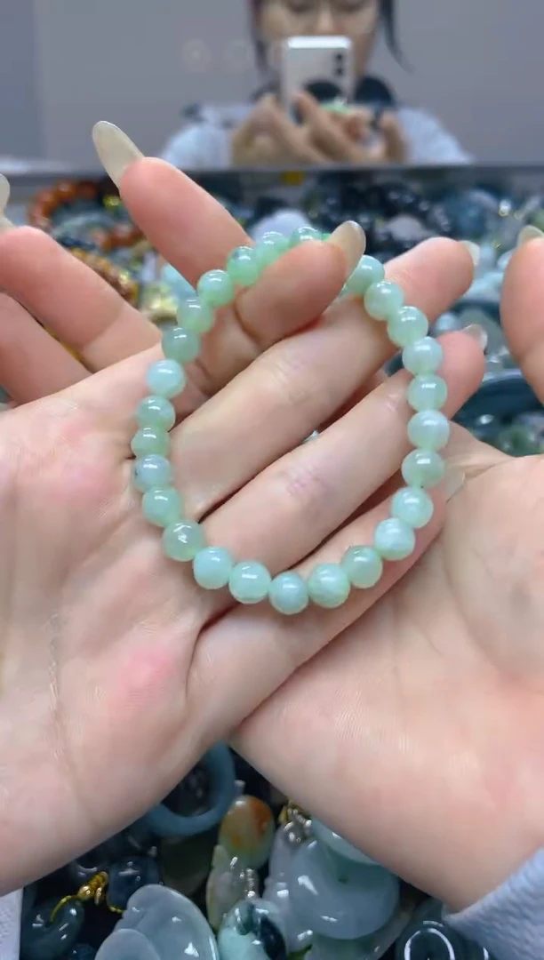 颈饰未镶嵌翡翠5MM/ J /翡翠A货，一件也是批发价