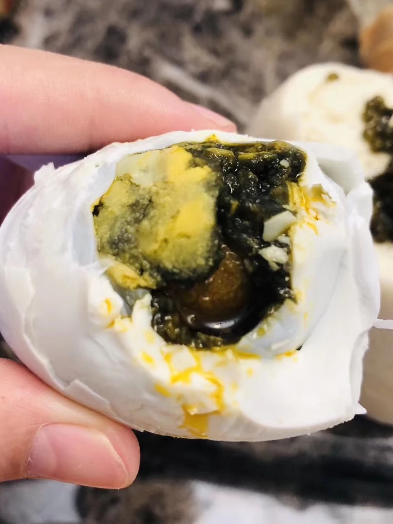【顺丰包邮】臭鸭蛋自然腌制发酵起沙流油黑心蛋臭咸鸭蛋【冷藏储存】