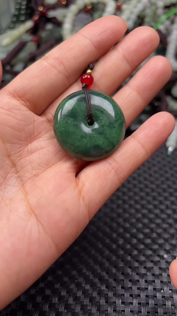 【闪购商品】和田玉颈饰未镶嵌.