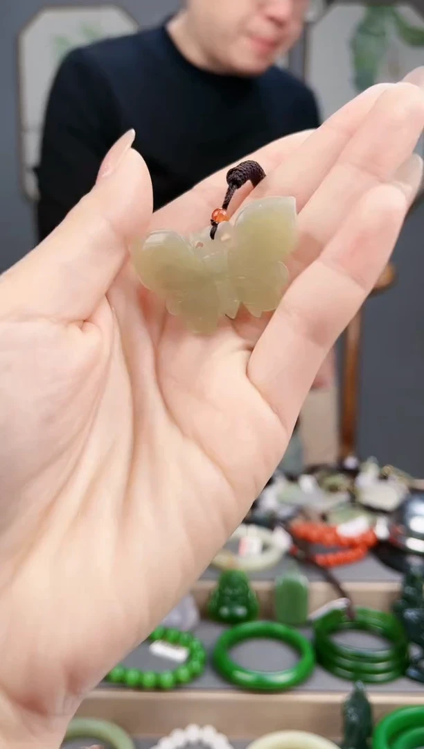 【闪购商品】和田玉颈饰未镶嵌AA多样性发货 拍一发一