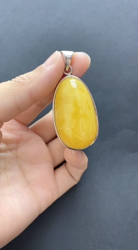 【闪购商品】琥珀裸石银S925镶嵌蜜蜡吊坠