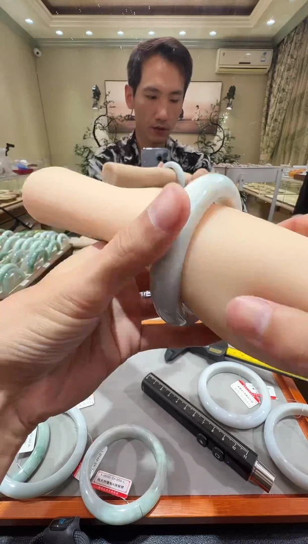 纯天然缅甸A货翡翠手镯62-63mm-1-114号