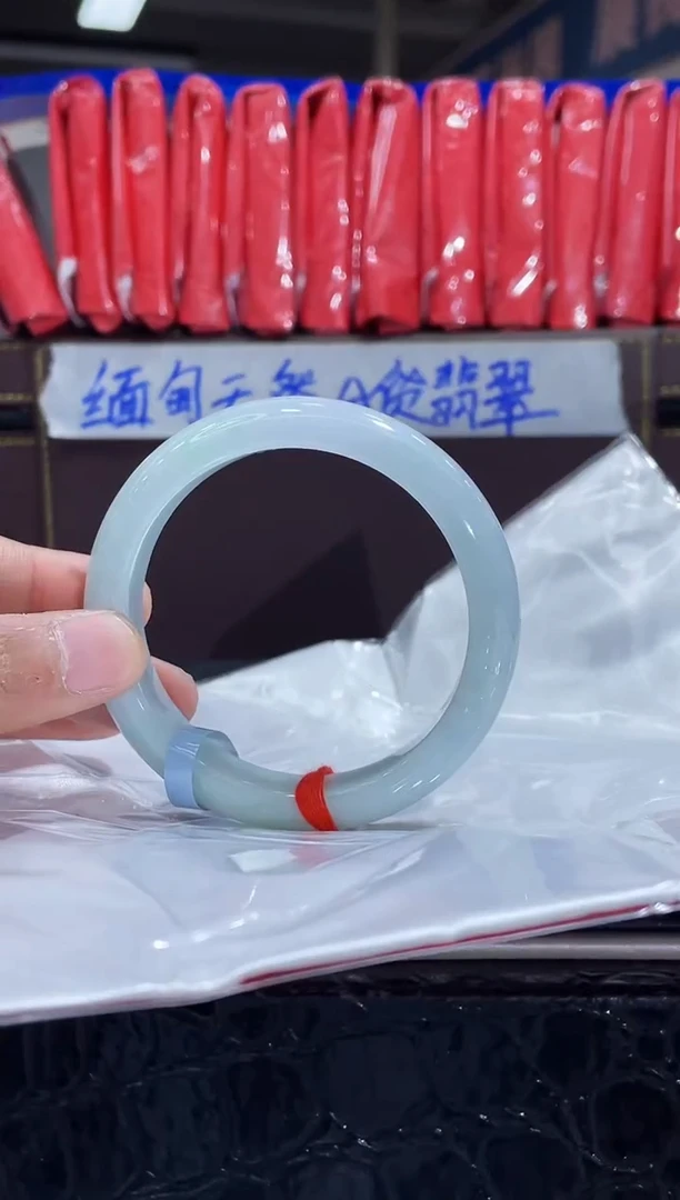 未镶嵌手镯翡翠6