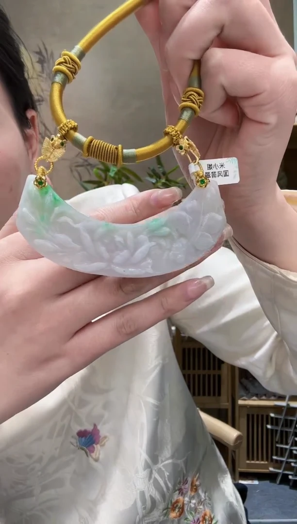 【闪购商品】翡翠耳饰未镶嵌吊坠