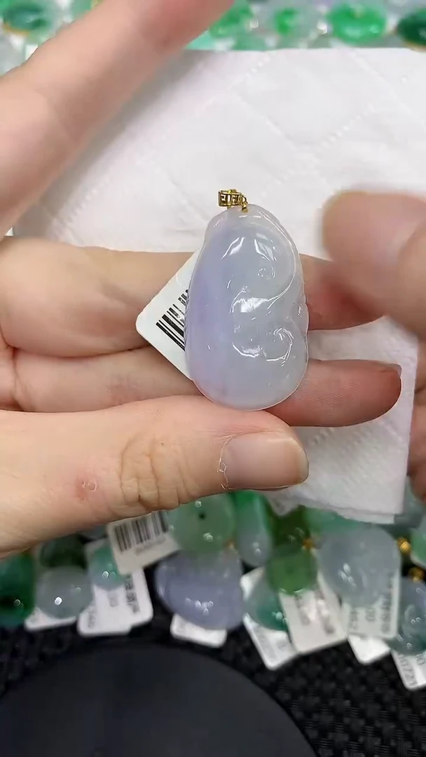 颈饰18K金镶嵌翡翠1111111111111