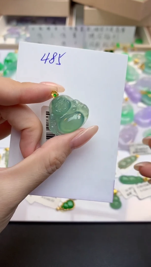 颈饰18K金镶嵌翡翠天然缅甸A货翡翠