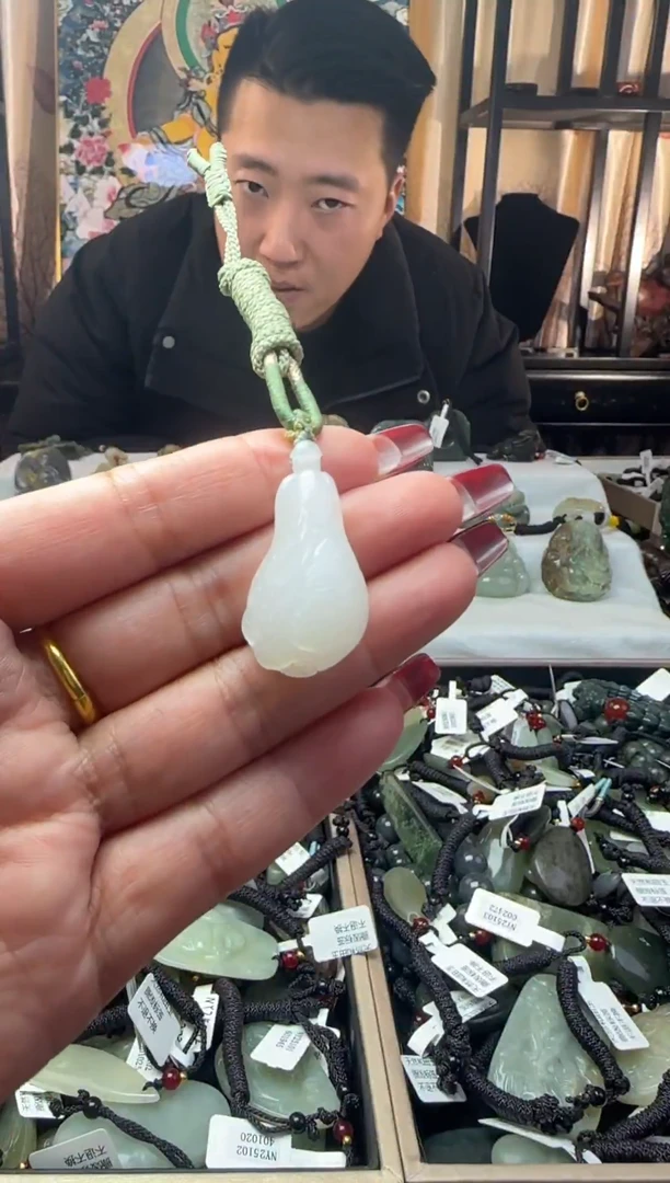 颈饰未镶嵌和田玉34