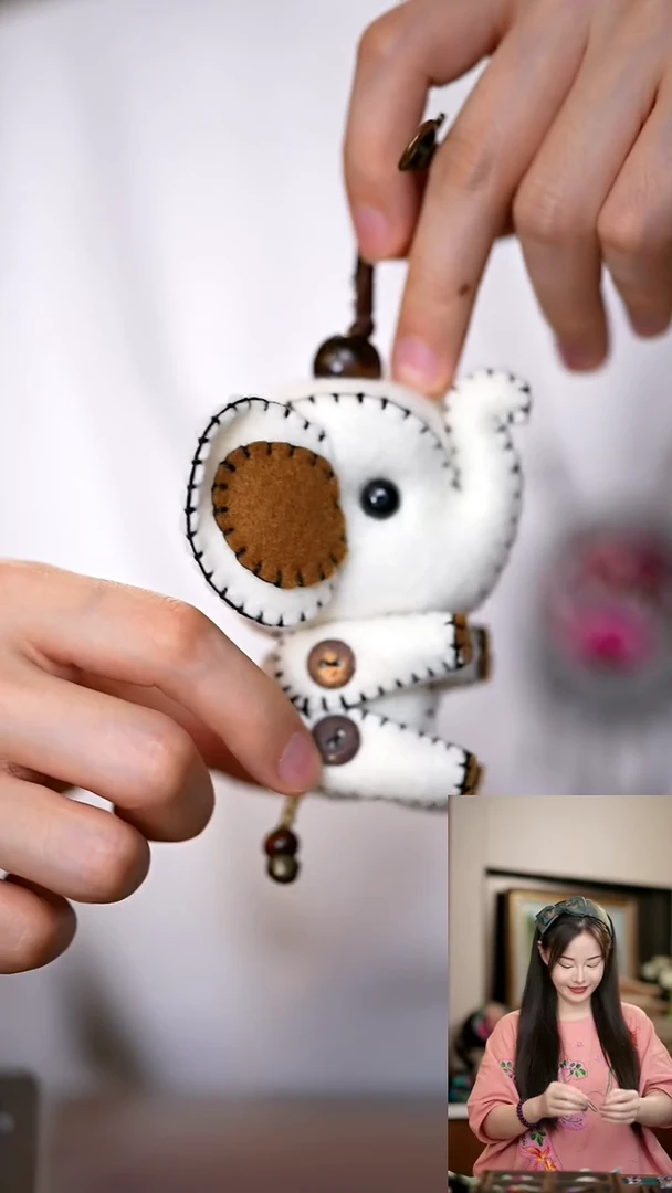 刺绣黔东南苗族刺绣白色大象