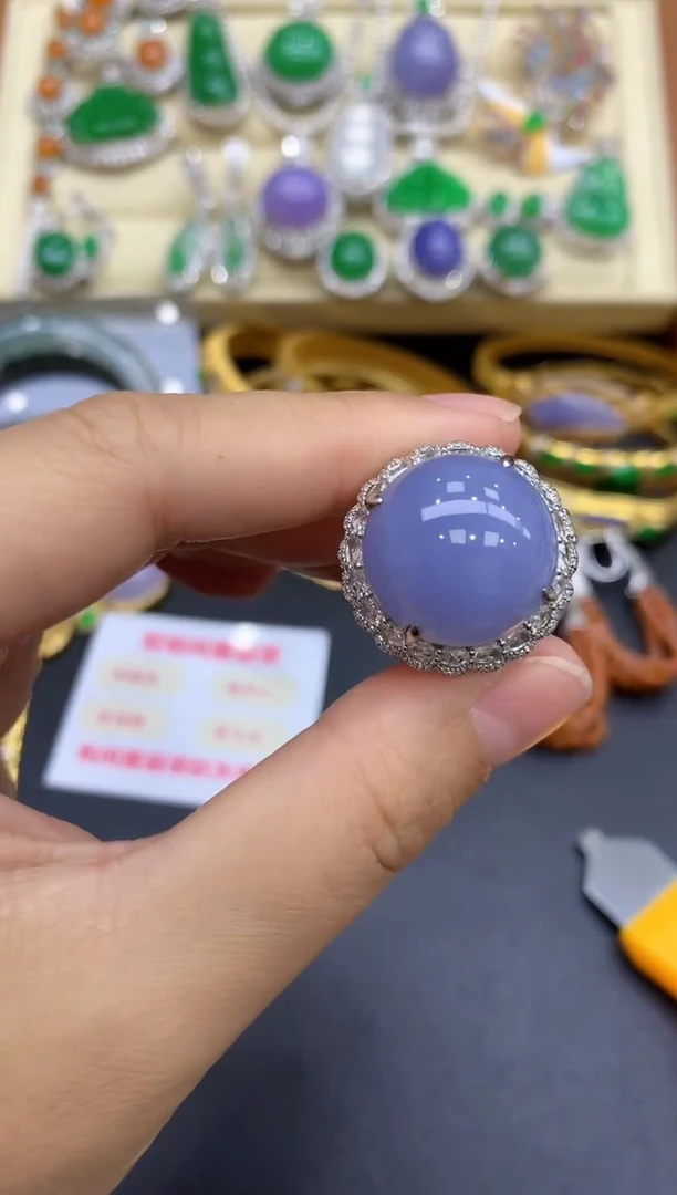 18K金镶嵌戒指翡翠819-中国好珍宝