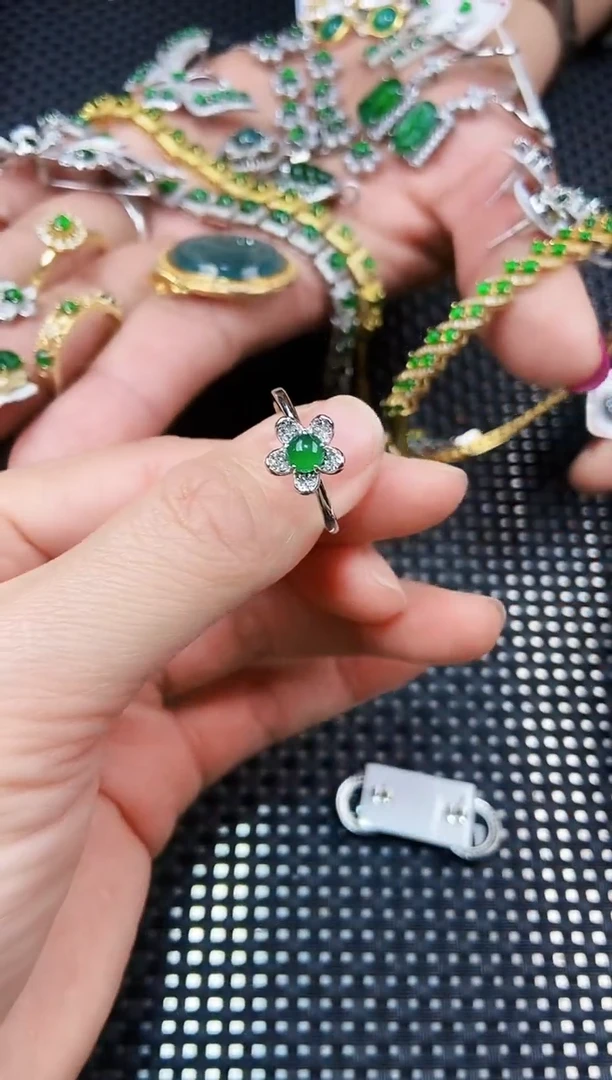 【闪购商品】翡翠戒指未镶嵌11111111