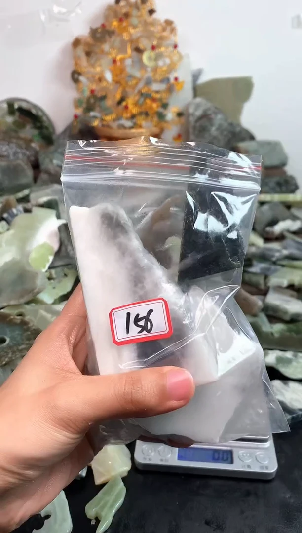 未镶嵌和田玉摆件156