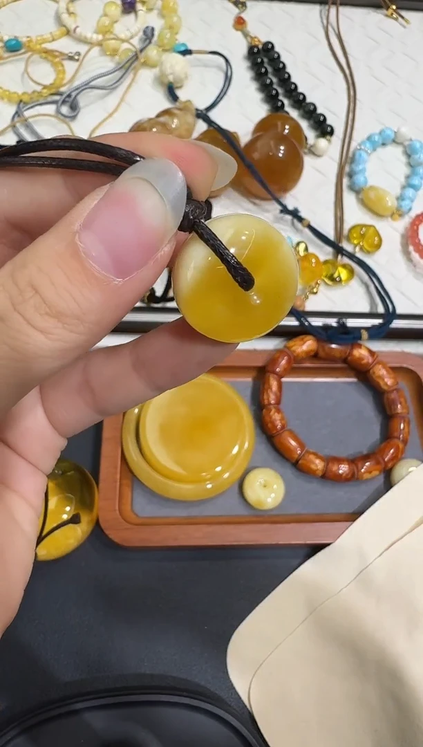 未镶嵌颈饰琥珀X0625-1195-656