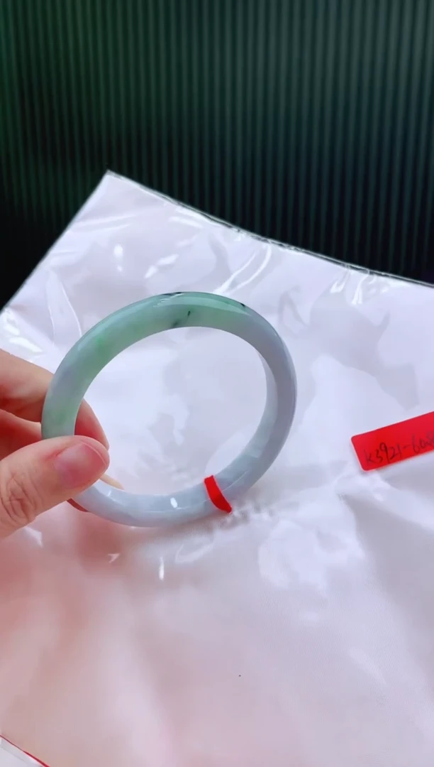 未镶嵌手镯翡翠60