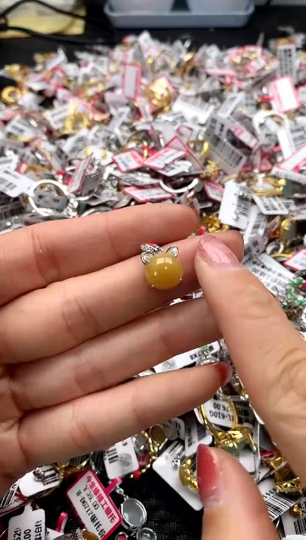 【闪购商品】翡翠戒指银S925镶嵌6666666    9