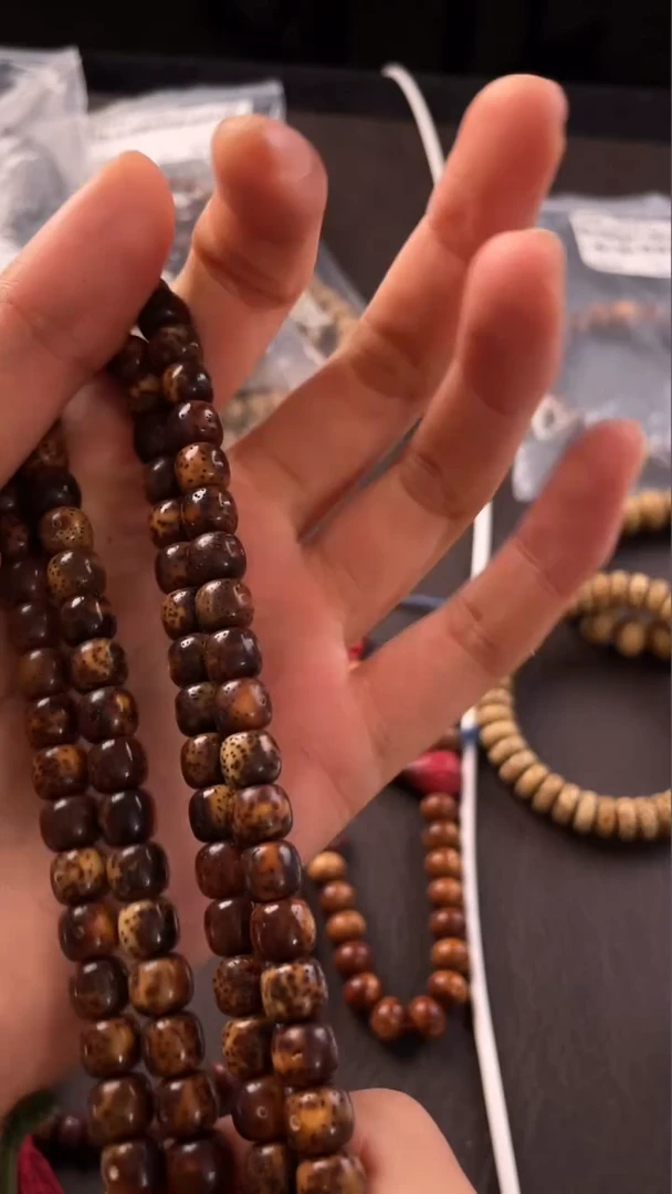 星月菩提吊坠精工级花皮桶珠8*7长串