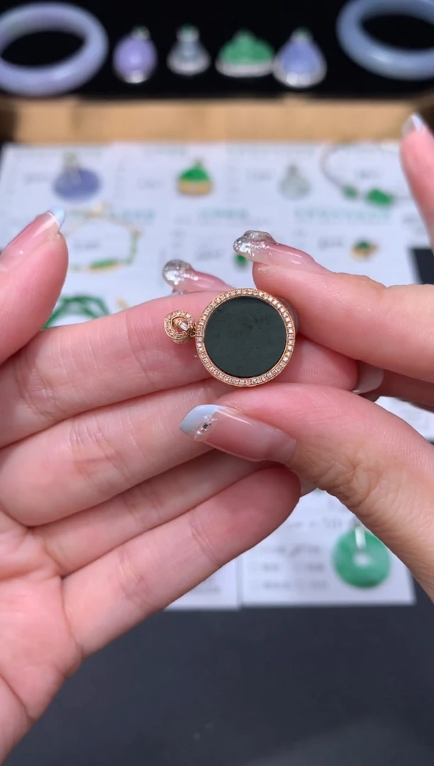 18K金镶嵌定制翡翠zz