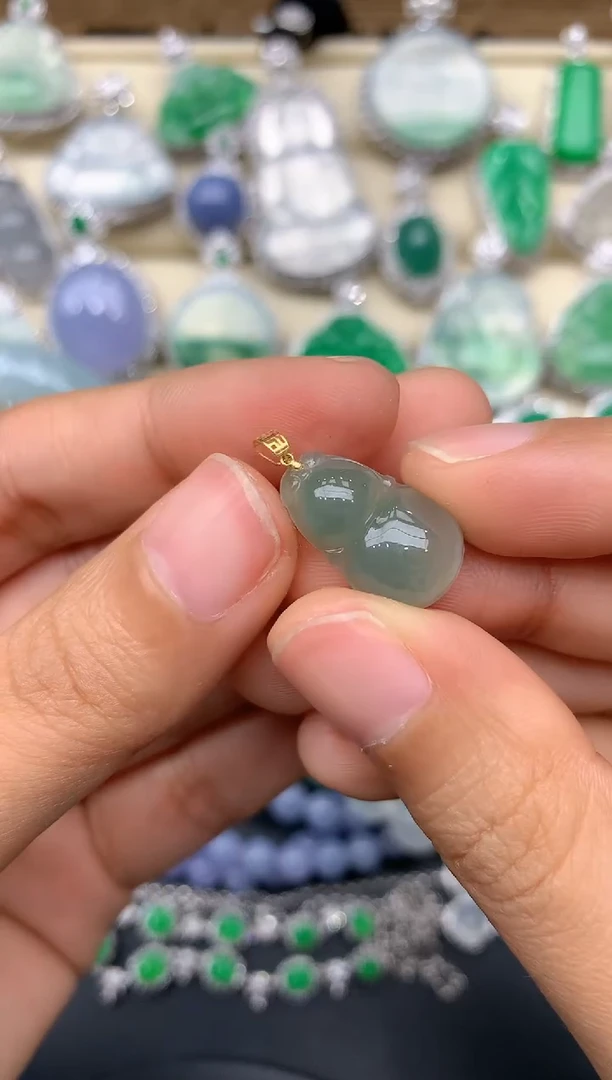 【闪购商品】翡翠颈饰18K金镶嵌91-中国好珍宝