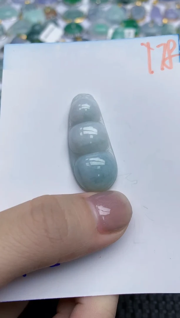 【闪购商品】翡翠颈饰未镶嵌天然翡翠A货