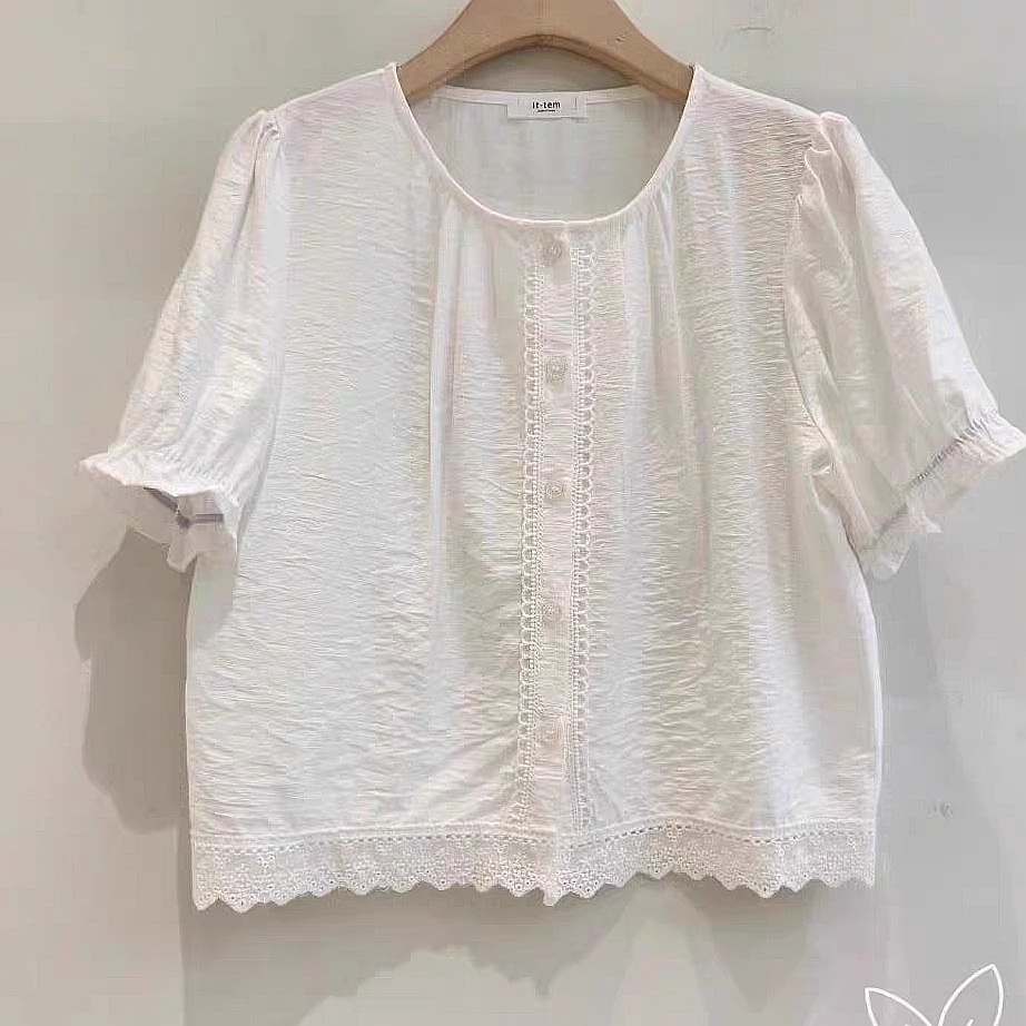 白边蕾丝竖扣系扣短袖衬衫