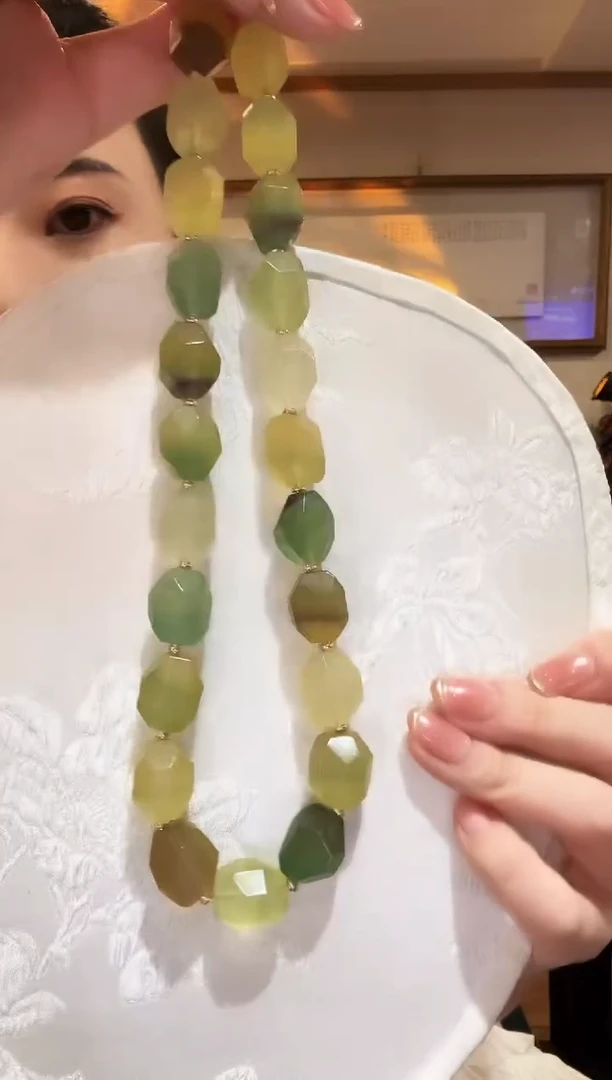 未镶嵌颈饰萤石国风