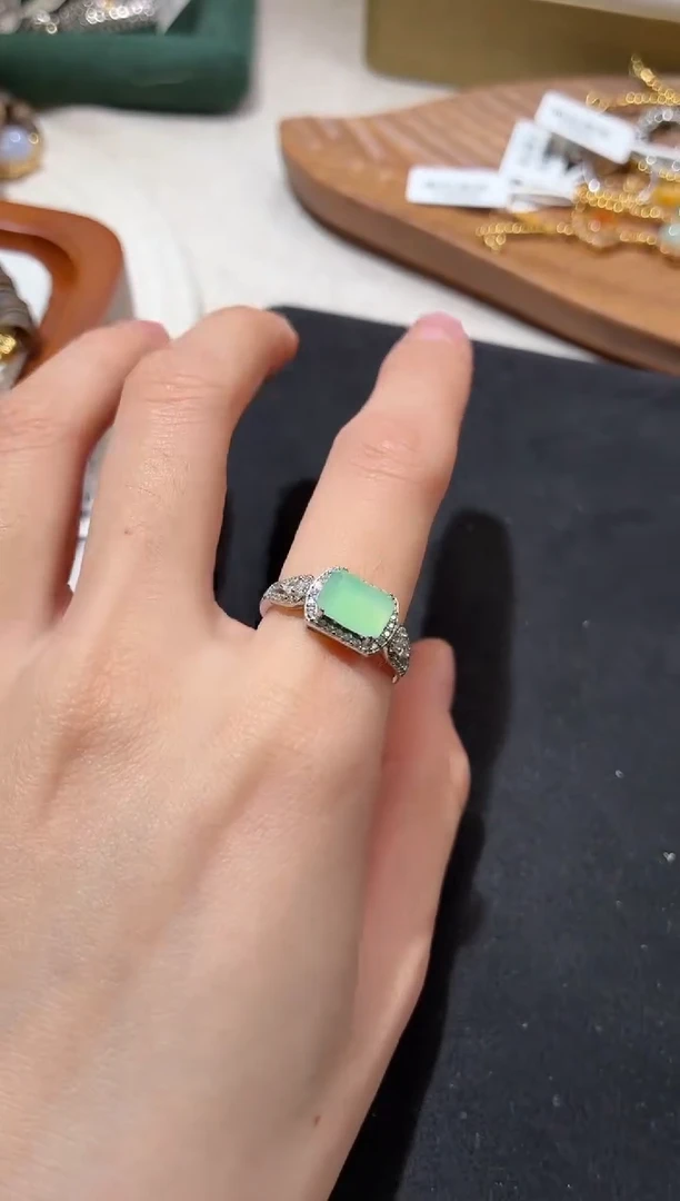 银S925镶嵌戒指翡翠戒指