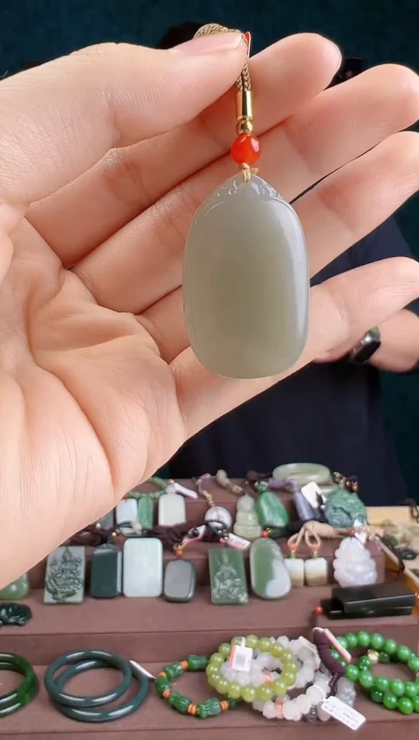 【闪购商品】和田玉颈饰未镶嵌ZZ 拍一发一 多样性发货