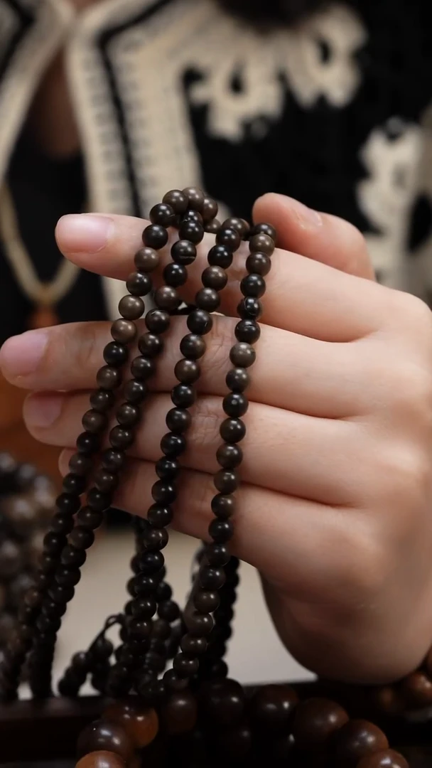 檀香木手串/手链阴沉老山檀香0.6圆珠多圈108颗瑕疵