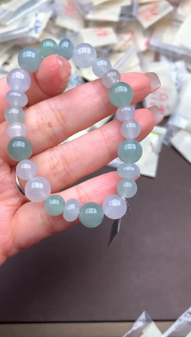 翡翠挂件未镶嵌一