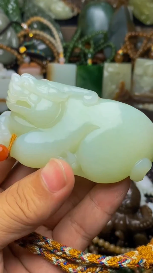 未镶嵌和田玉把件1