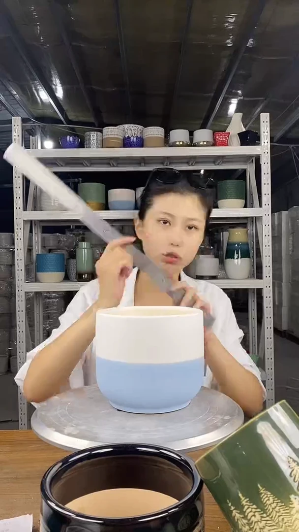 默认打孔陶瓷花盆宽高16-14