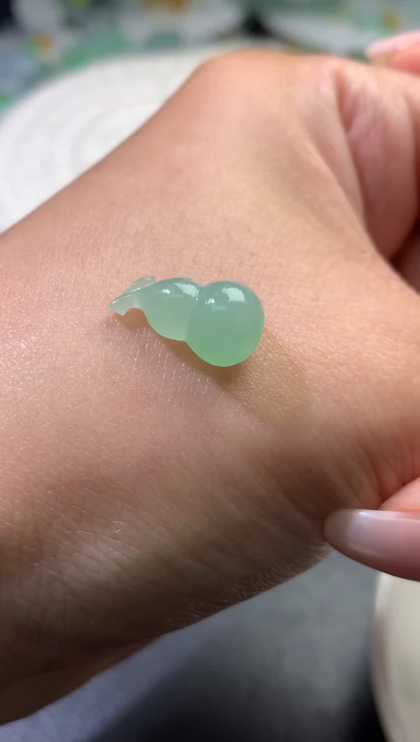 未镶嵌定制翡翠春****薇毛货 14.7-8.4-6.6