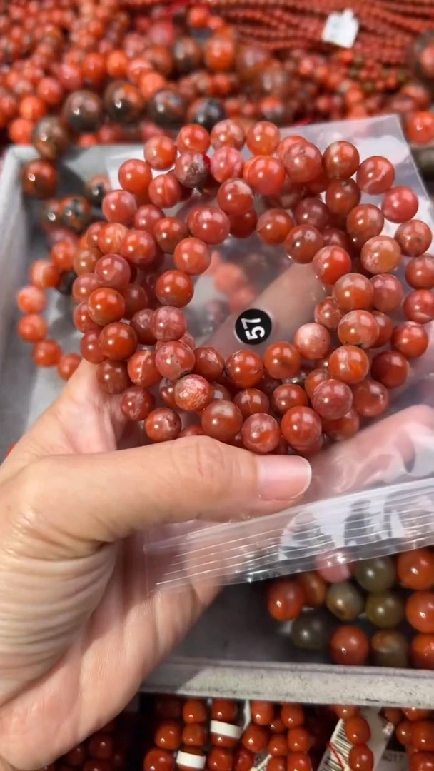 南红玛瑙手串未镶嵌9+