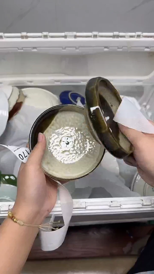 【闪购商品】1167回流瓷器默认微瑕，18.8包邮