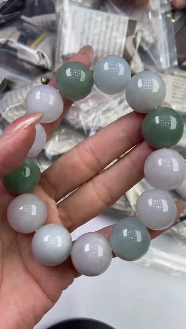 翡翠挂件未镶嵌2223556