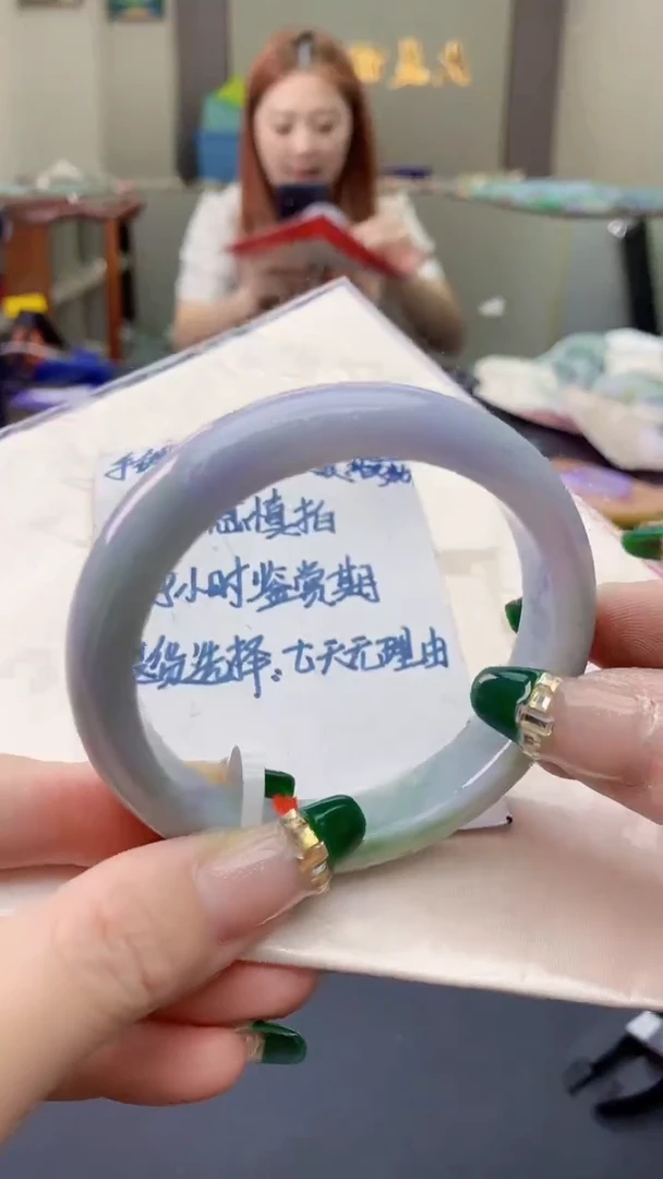 翡翠手镯未镶嵌0331879445