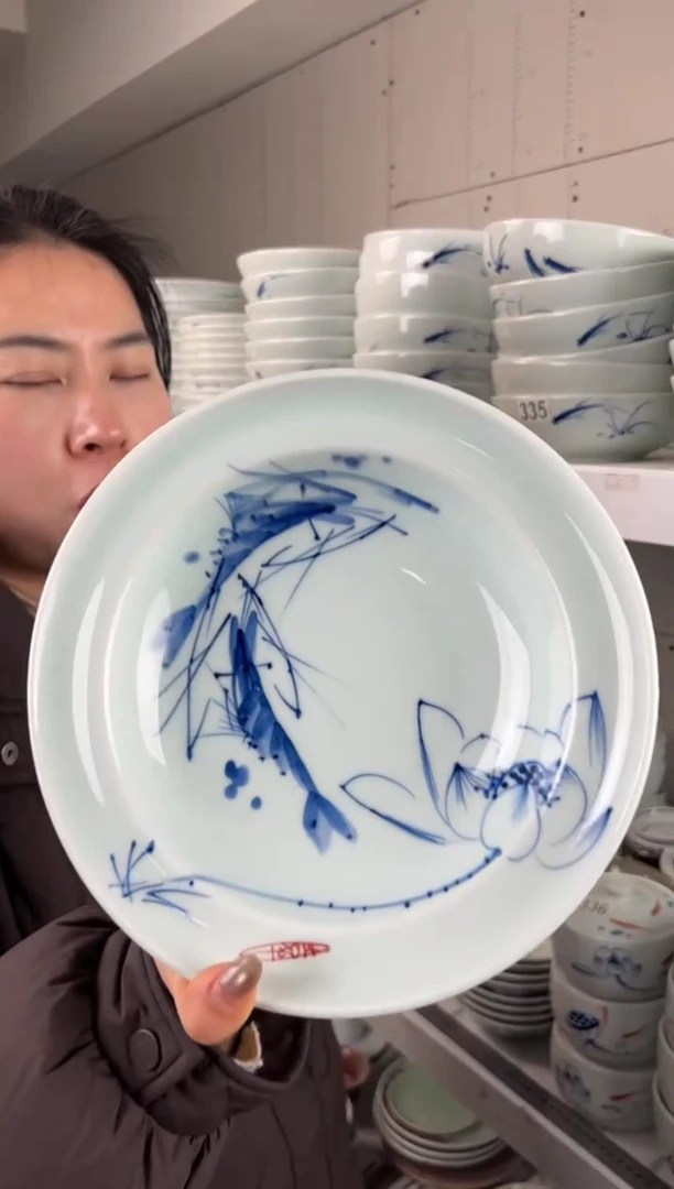 明舟中暇手绘9寸卷边盘（单只装随机图案）