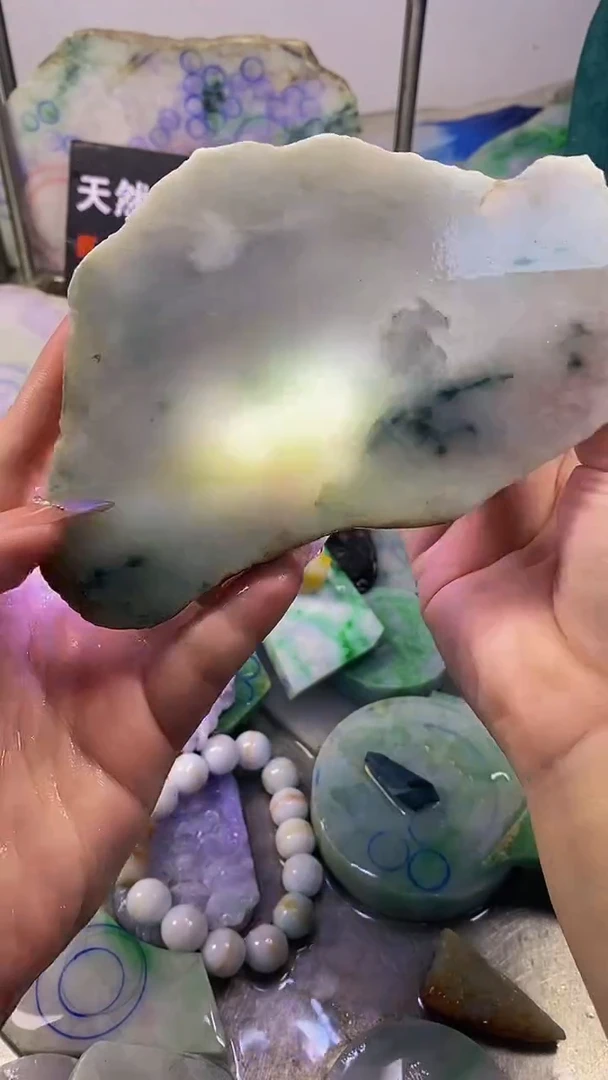 翡翠散珠未镶嵌 玉上缘天然翡翠591