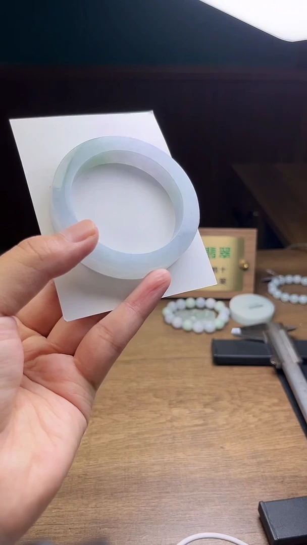 未镶嵌手镯定制翡翠节*高定制