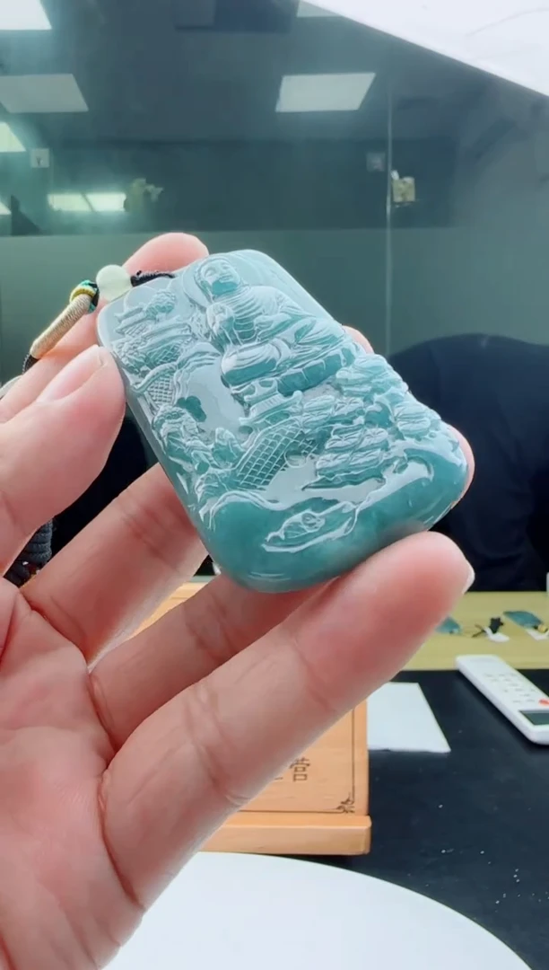 【闪购商品】翡翠颈饰未镶嵌111111111