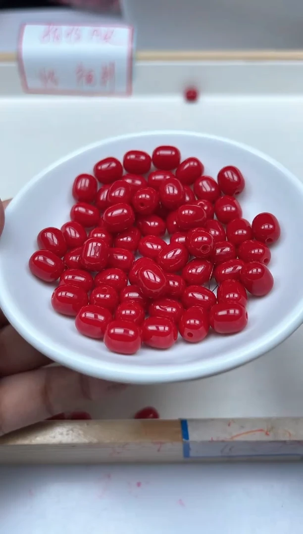 南红玛瑙散珠未镶嵌M957锦红南红胶囊珠8*10mm20颗9.9元