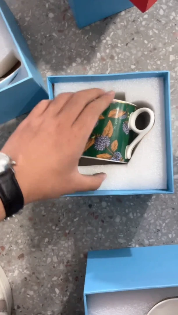 瓷片全场礼盒咖啡杯清仓！！