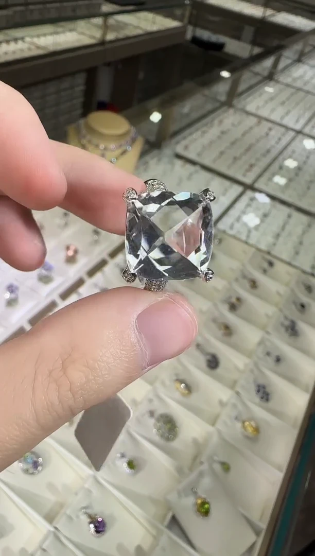 银S925镶嵌戒指水晶14mm净体白水晶