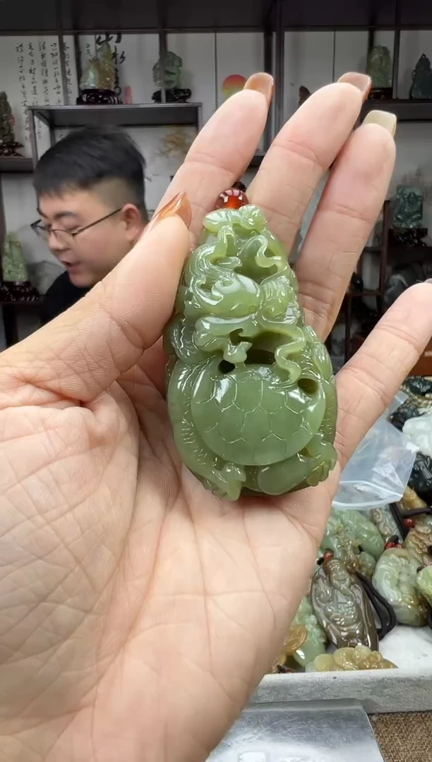 未镶嵌和田玉把件1