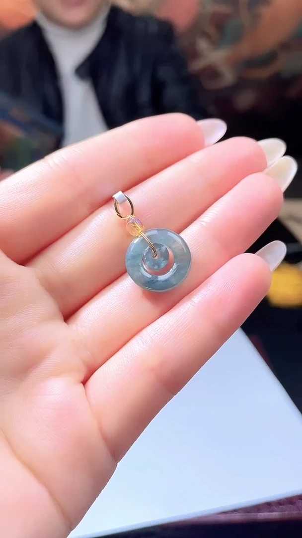 颈饰未镶嵌翡翠多样性发其一