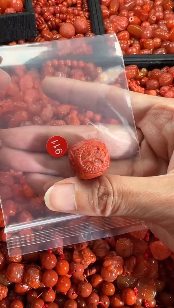 【闪购商品】南红玛瑙颈饰未镶嵌1