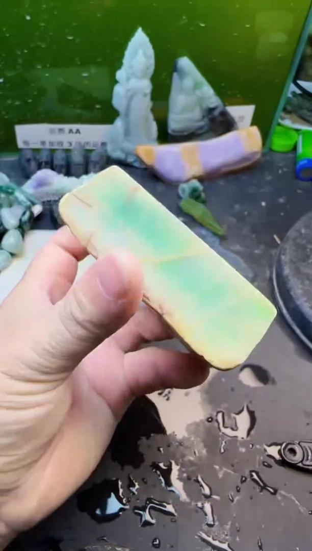 翡翠挂件未镶嵌天然翡翠189