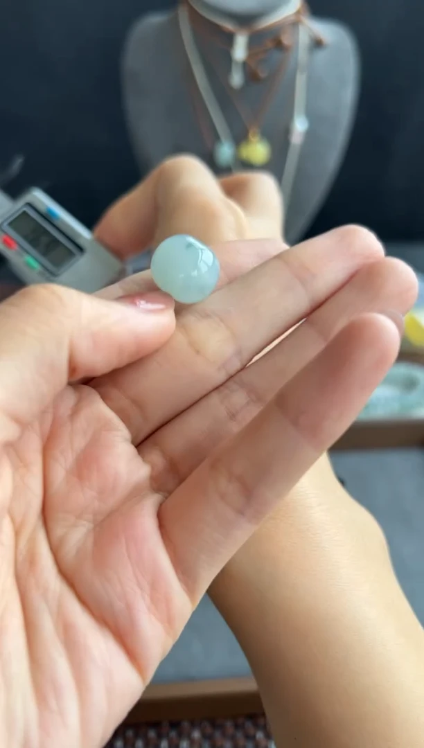 翡翠未镶嵌颈饰407买断