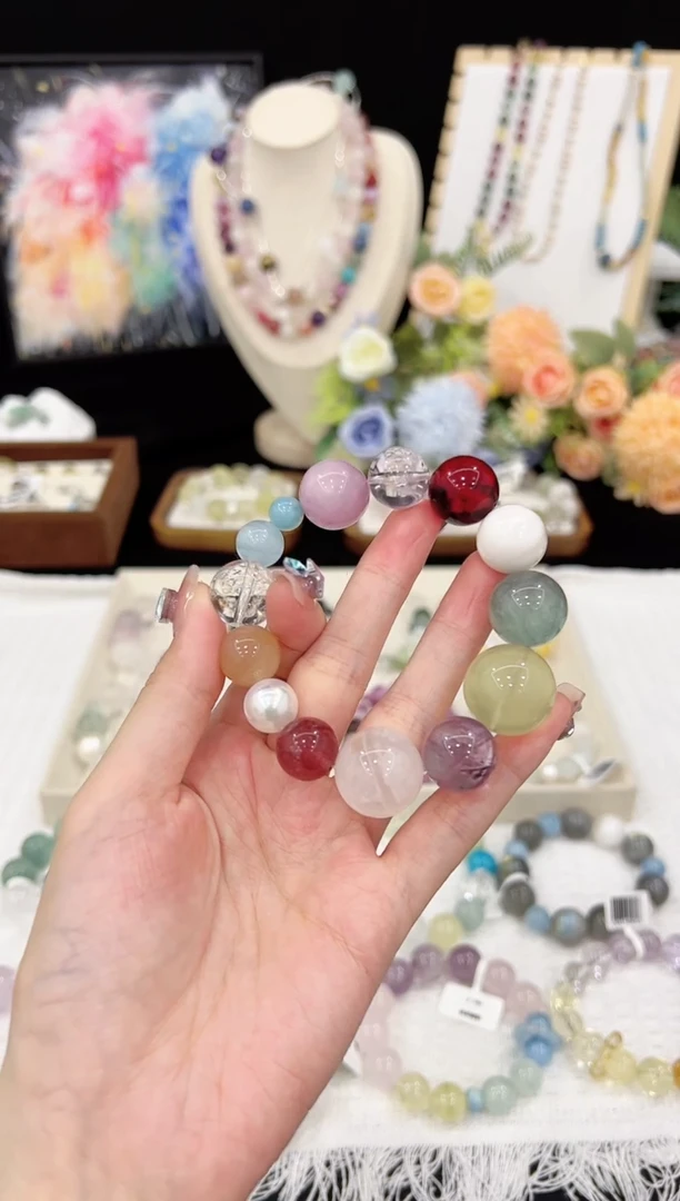 水晶手串未镶嵌天然水晶 多样性发货发其一 颜色微差